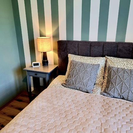 Apartament Akacja Centrum Rzeszow Bagian luar foto