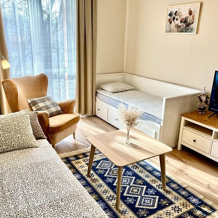 Apartament Akacja Centrum Rzeszow Bagian luar foto
