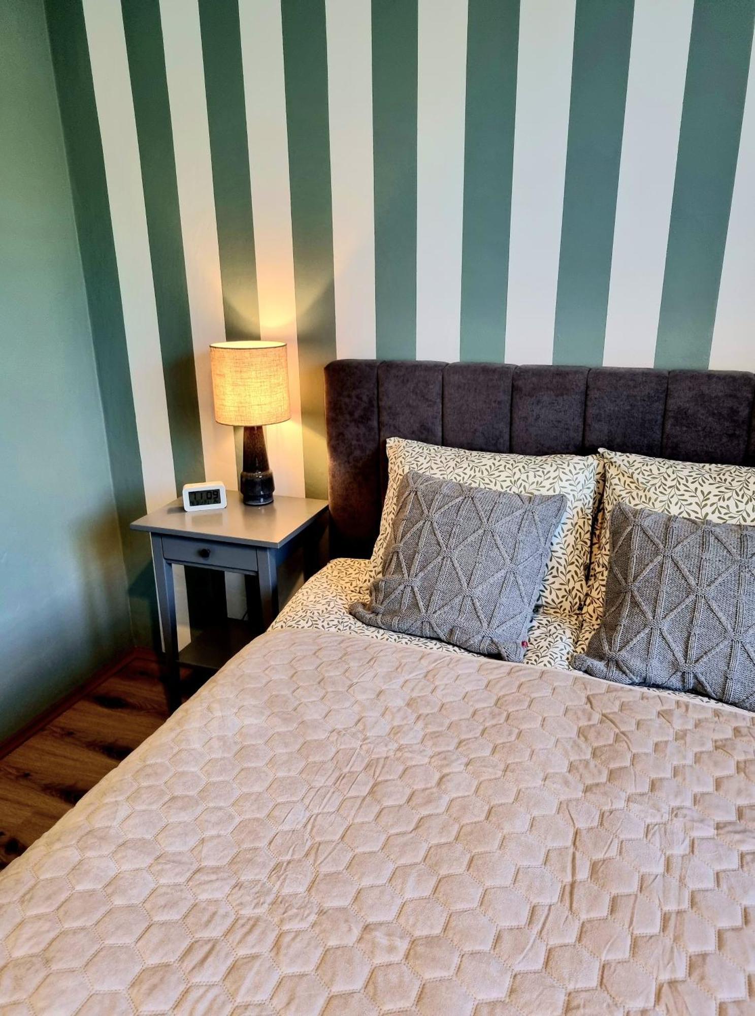 Apartament Akacja Centrum Rzeszow Bagian luar foto